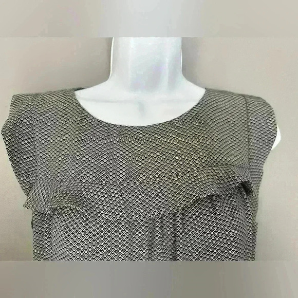 Loft Ann Taylor Black and White Blouse (51) - Picture 5 of 9